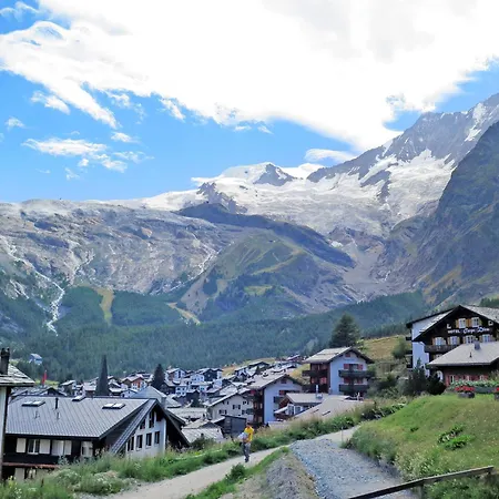 Apartment Bergrose Appartement-fewo 5-bettwohnung Nr- 2 By Interhome Saas-Fee
